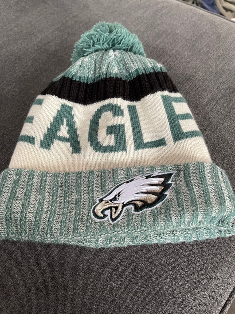 Unisex Pom Beanie - Mint/White